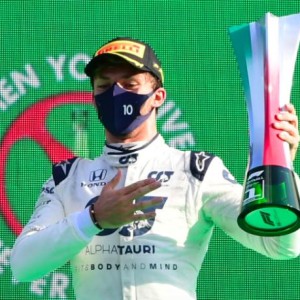 小红牛车手确认感染新冠 F1现役20人已有6人中招