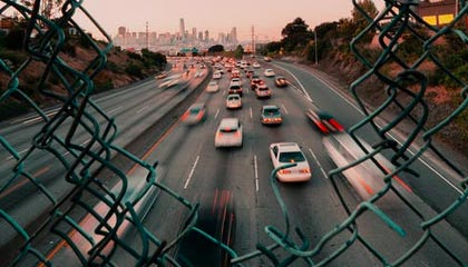 盛世棋牌官方下载-踏着父亲的足迹 鲁尼11岁儿子离开曼城签约曼联